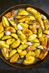 Crispy Roasted Potatoes: A Simple and Delicious Side Dish