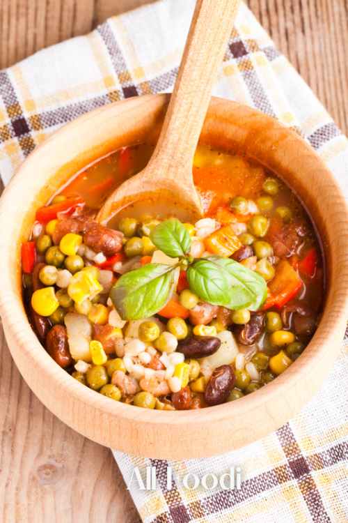 Vegetarian minestrone soup recipe