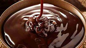 melt chocolate in crock pot