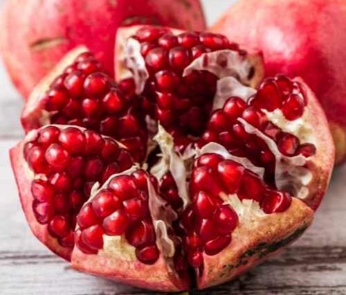 How to cut pomegranate